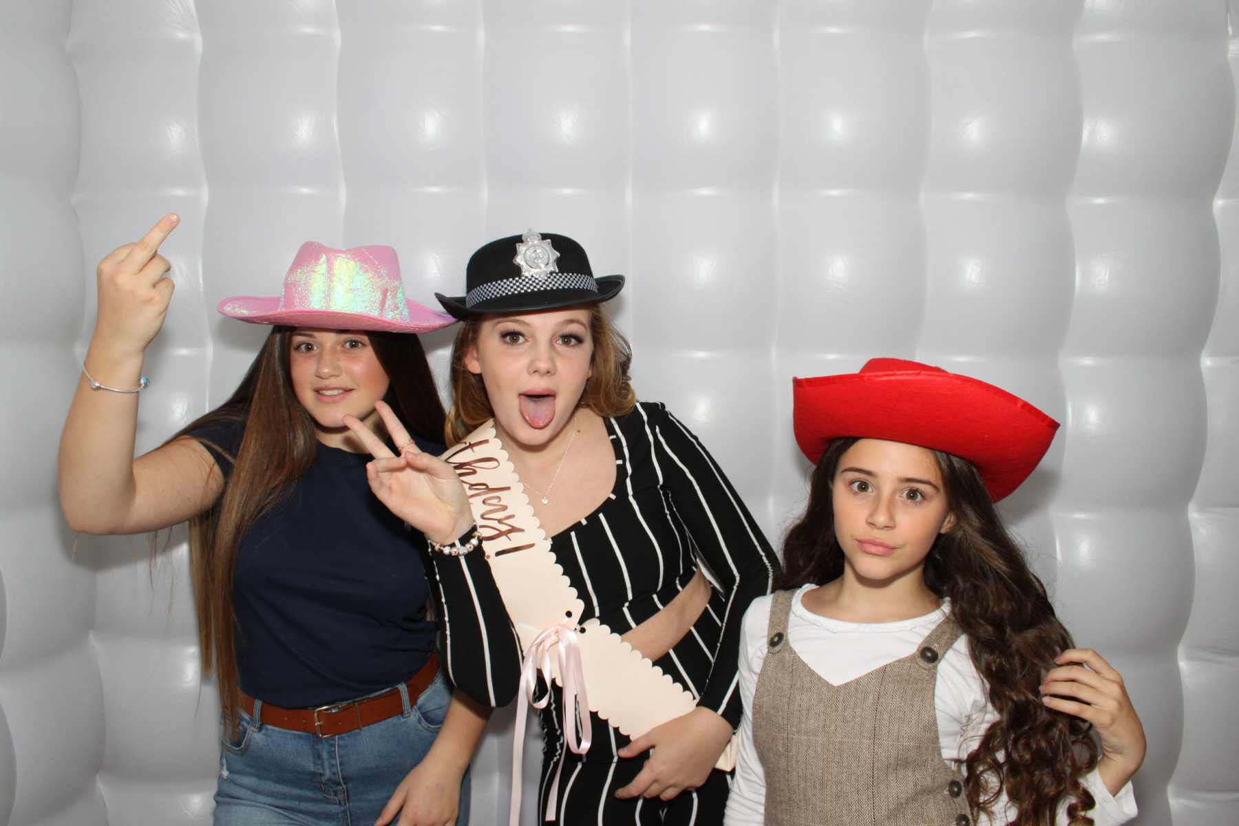 Freya’s 13th party  | View more photos from the event at gallery.yourboothskent.co.uk/u/Your-Booths-Kent/Freya’s-13th-party